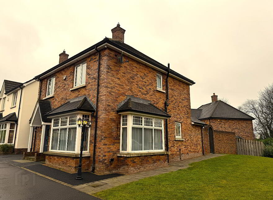1 Cottars Chase, Lisburn, BT28 2SB photo