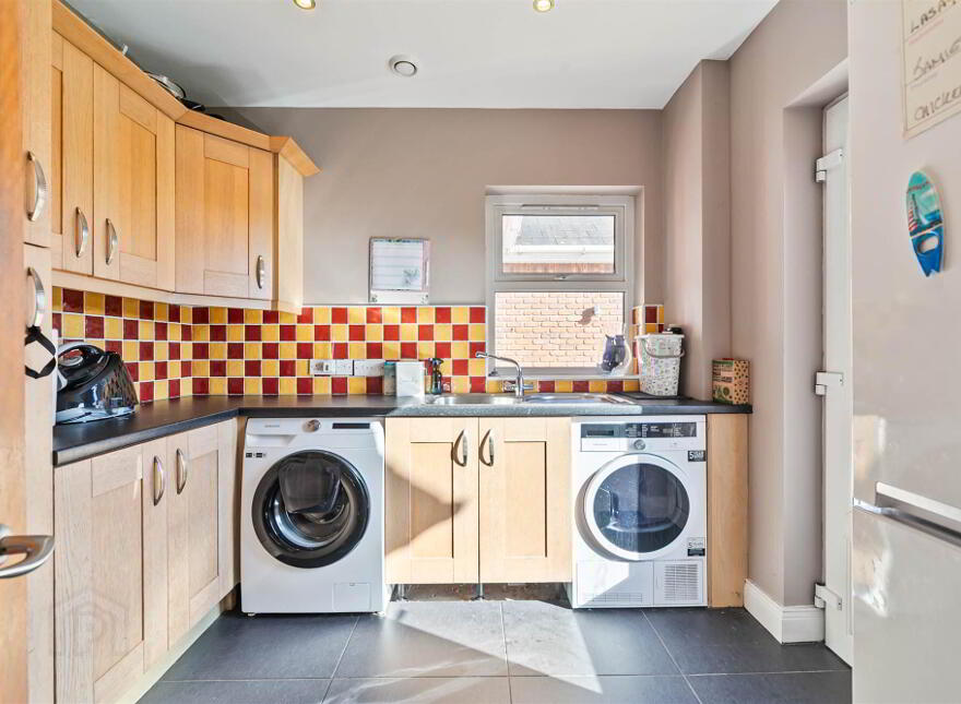 23 Ballynahatty Road, Belfast, BT8 8LE