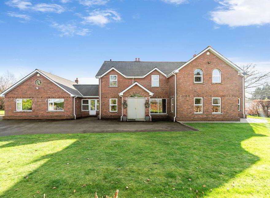 23 Ballynahatty Road, Belfast, BT8 8LE