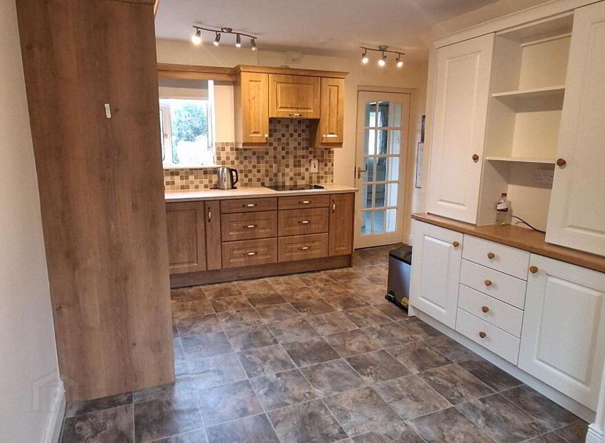 Seanachluain, 8 Desmond Drive, Adare, V94W52F