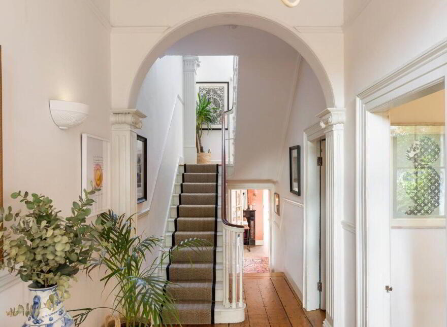 96 Haddington Road, Ballsbridge, Dublin 4, D04VF24