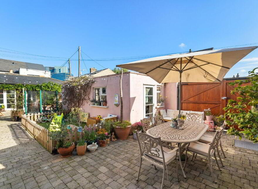 96 Haddington Road, Ballsbridge, Dublin 4, D04VF24