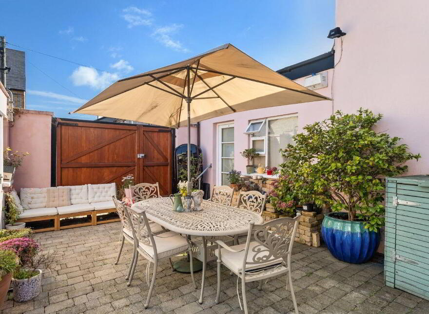 96 Haddington Road, Ballsbridge, Dublin 4, D04VF24