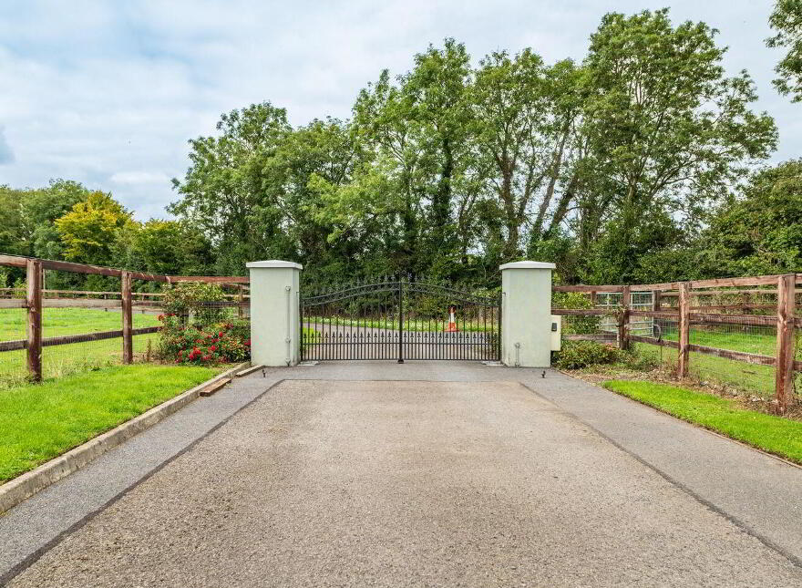 The Bungalow, Curryhills, Prosperous, W91TW99