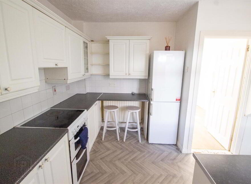 39 Beechmount Street, Falls Road, Belfast, BT12 7NH