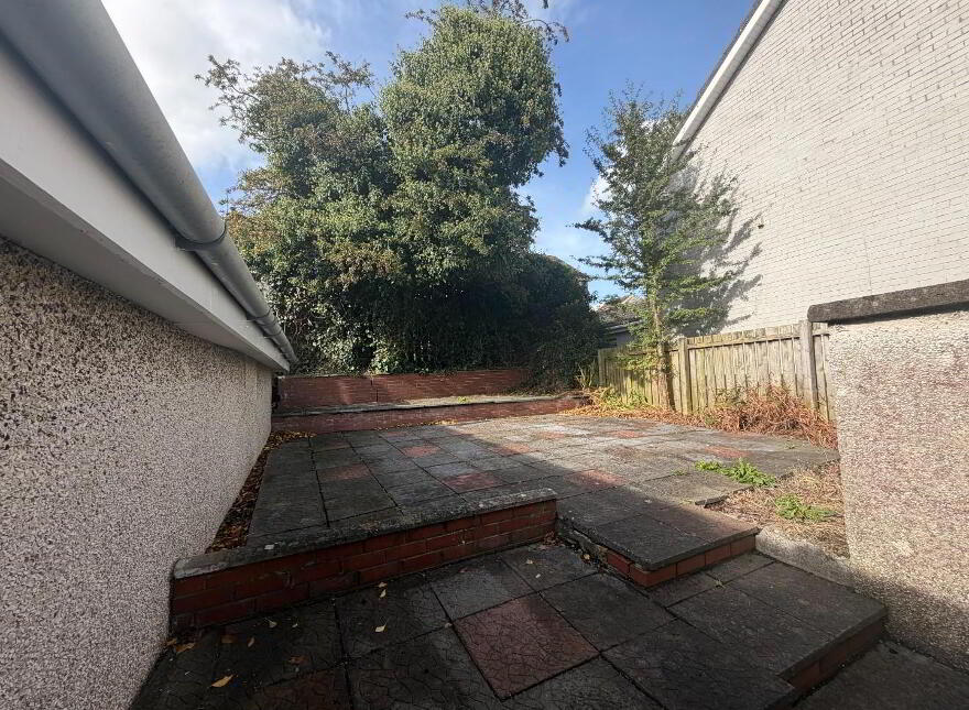 12 Rathlin Drive, Creggan, Derry, BT48 9RR