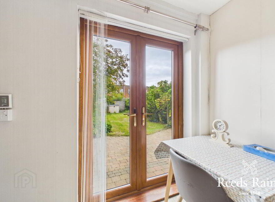 8 Cooneen Way, Belfast, BT6 0EE