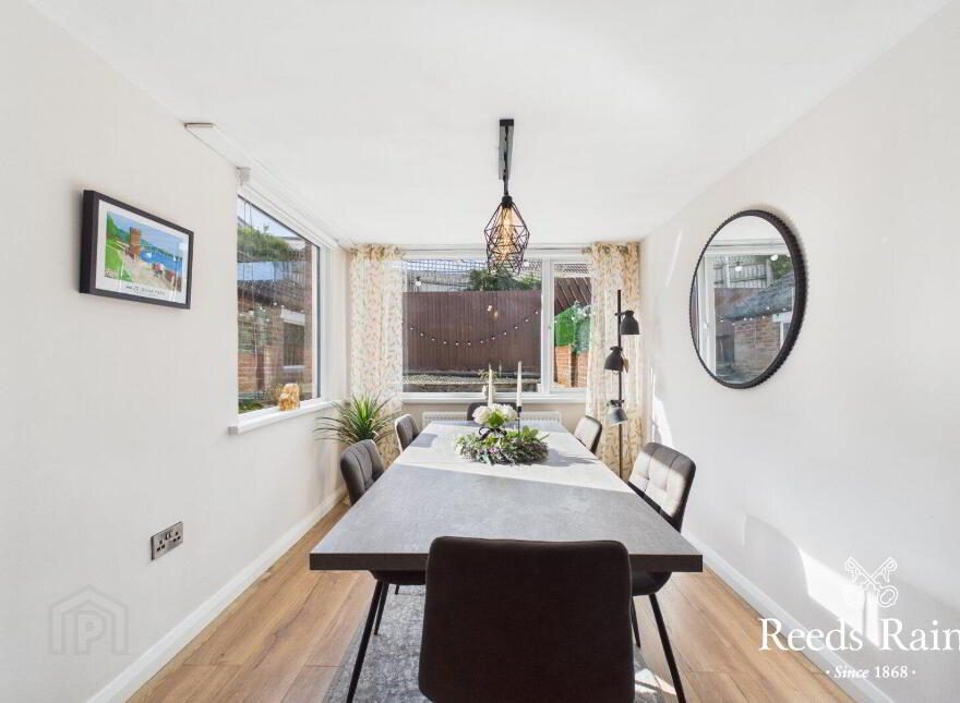 50 Glenview Gardens, Belfast, BT5 7LY