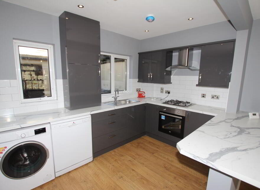 16 York Crescent, Belfast, BT15 3RA