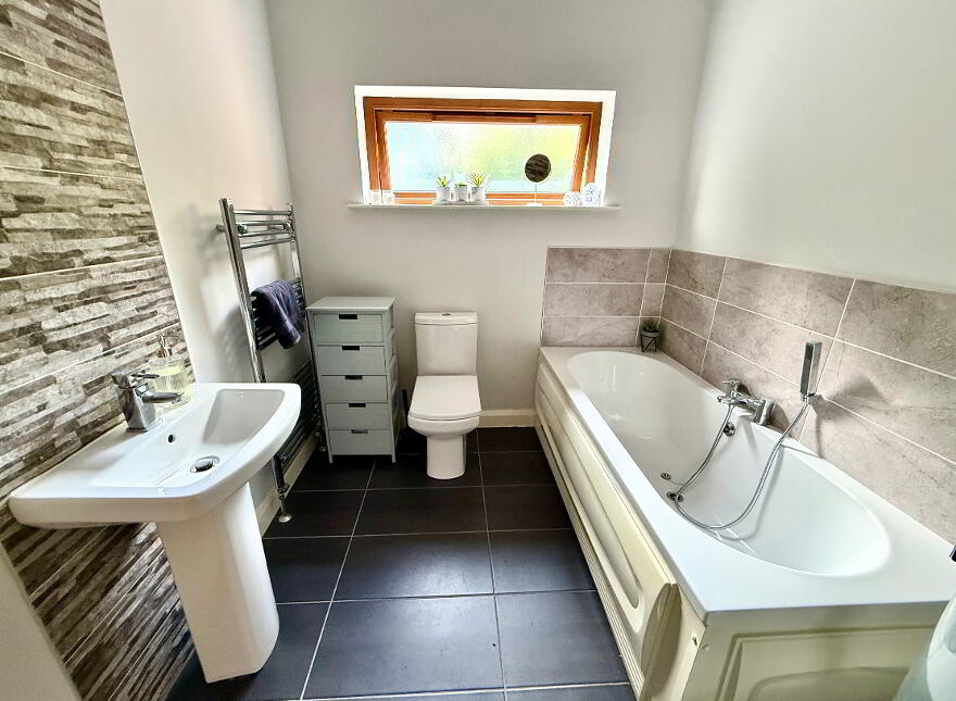 3 The Beechgrove, Limavady Road, Derry, BT47 6NY