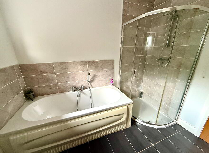 3 The Beechgrove, Limavady Road, Derry, BT47 6NY