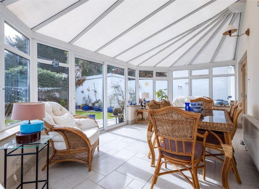 51 Rathdown Park, Greystones, A63R275