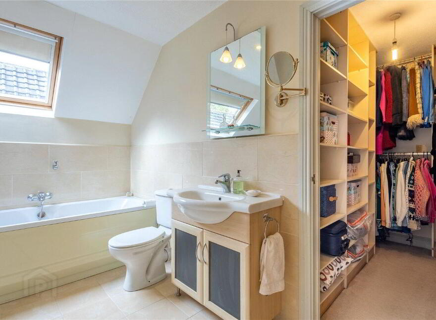 51 Rathdown Park, Greystones, A63R275