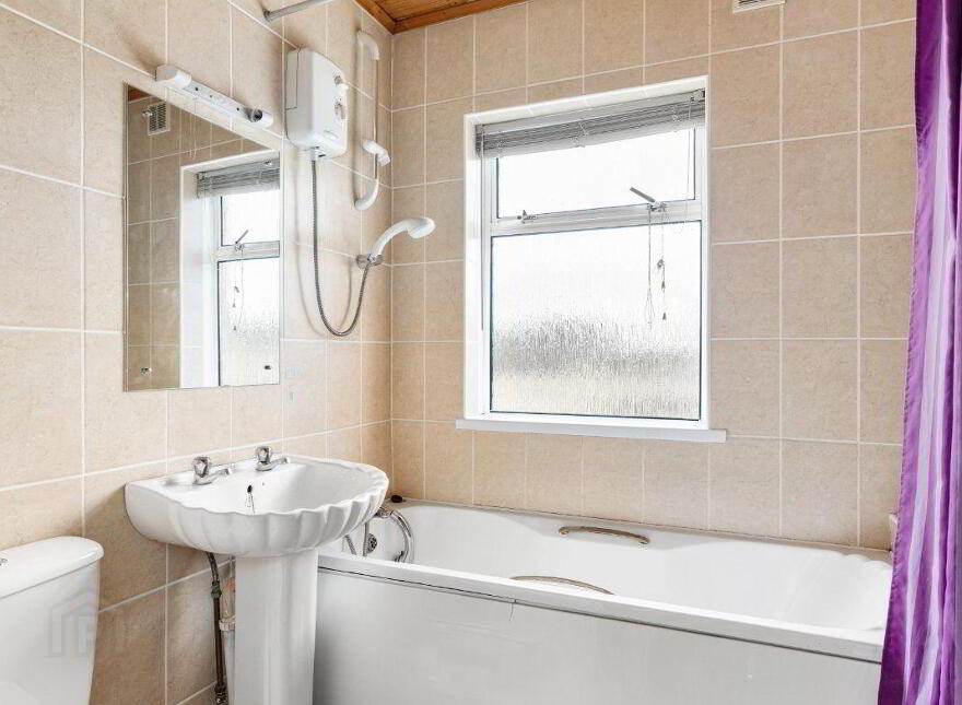 49 Woodford Heights, Clondalkin, Dublin, D22HV52