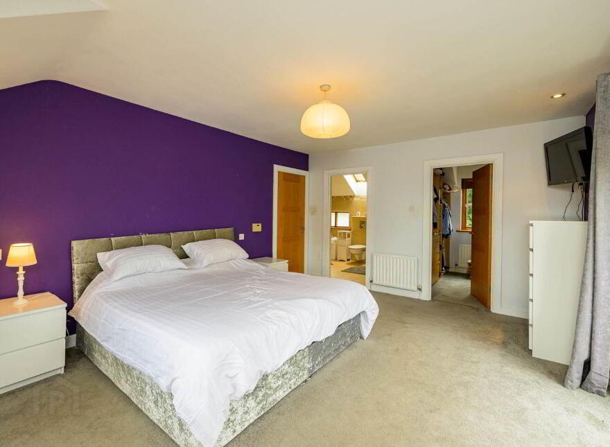 Woodtown, Drumree, A85ED88