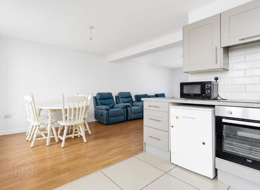 4 Chaplains Court, Clondalkin, Clondalkin, D22