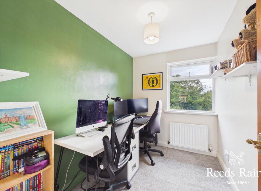 120 Breda Road, Belfast, BT8 7BW