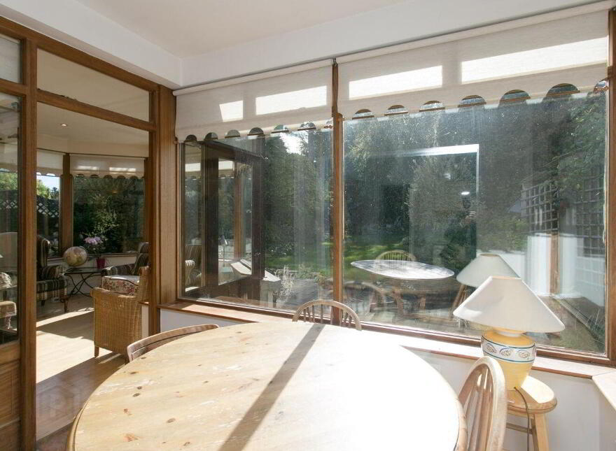 27 Lawnswood Park, Stillorgan, A94T252