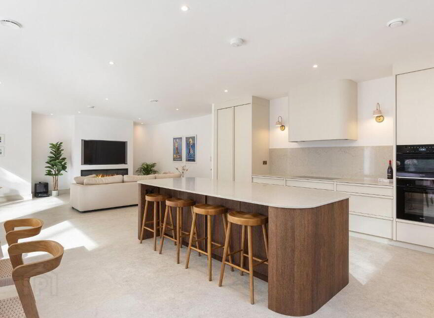 6 Dodder Park Grove, Rathfarnham, Dublin 14, D14Y440