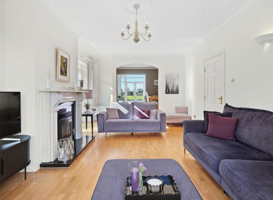 Hawthorn Avenue, Castlebar, F23RR43