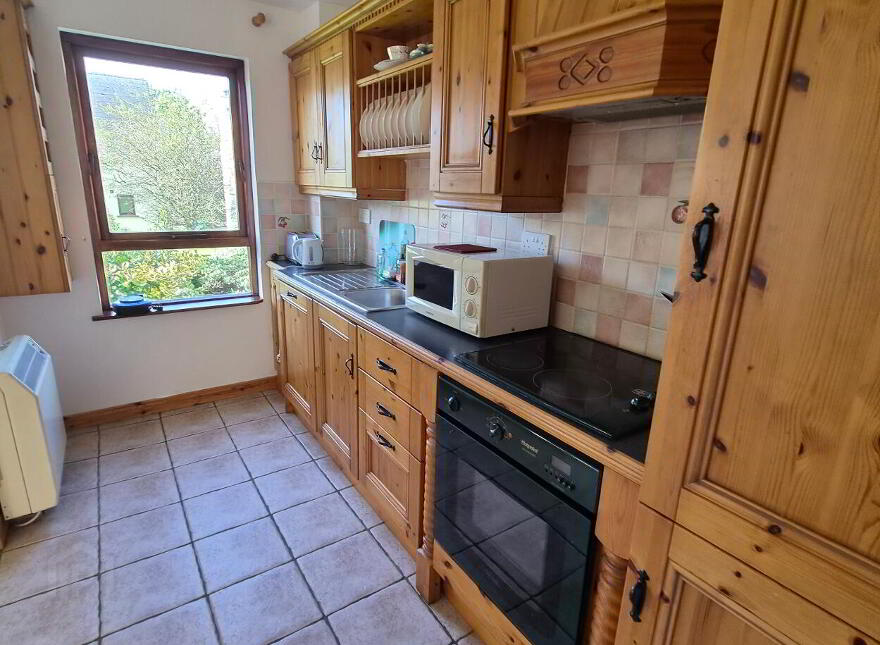 8 The Waterfront, Dromod, Carrick-On-Shannon, N41YW40