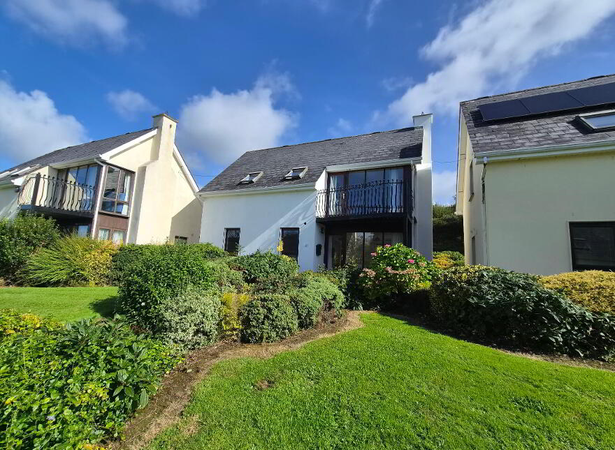 8 The Waterfront, Dromod, Carrick-On-Shannon, N41YW40