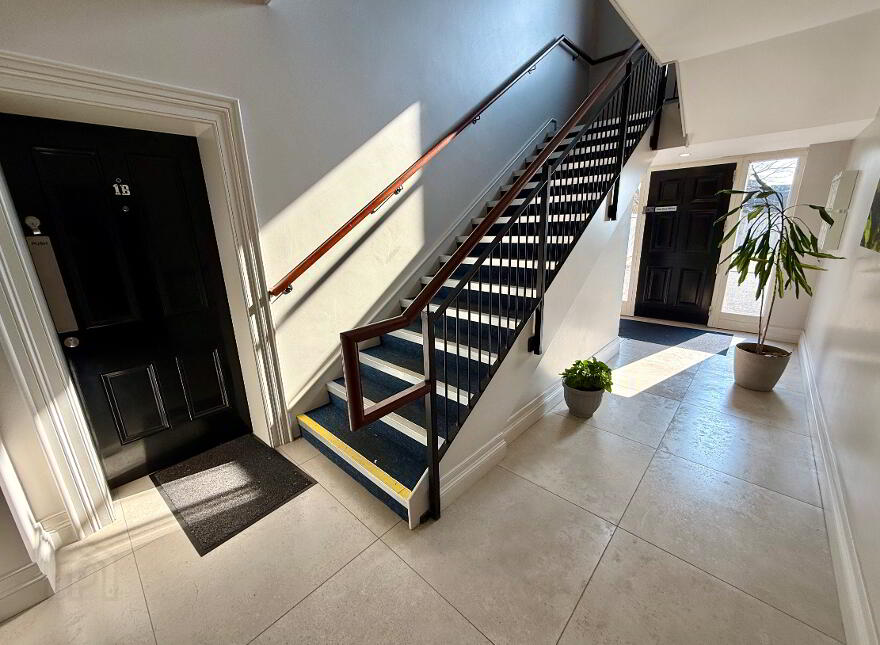 1B, Oak Country Manor, Waterside, L'Derry, BT47 6SE