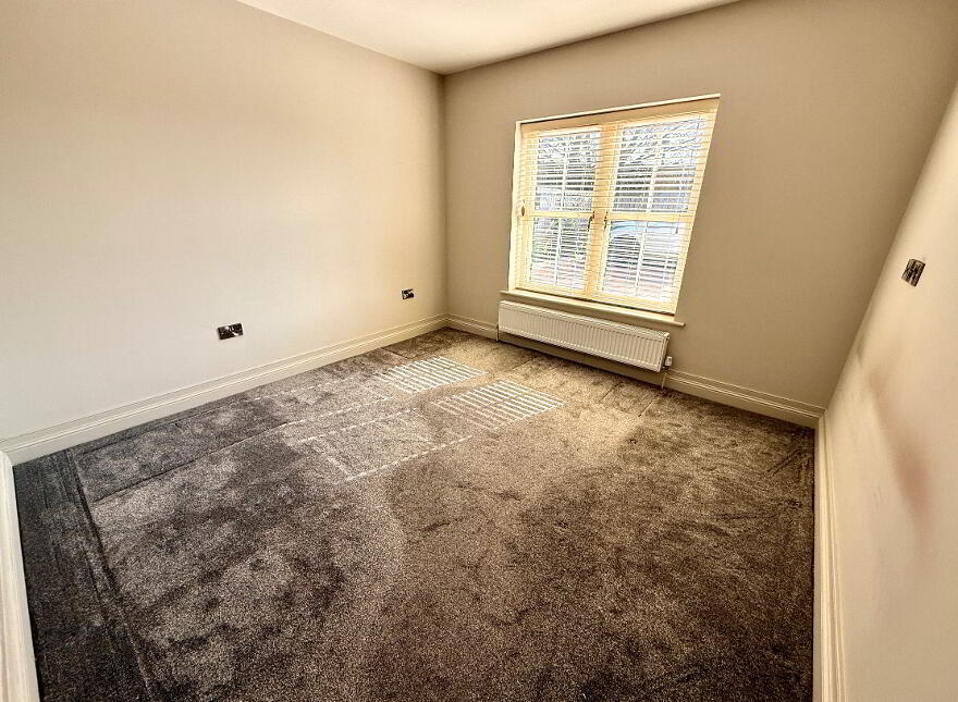 1B, Oak Country Manor, Waterside, L'Derry, BT47 6SE