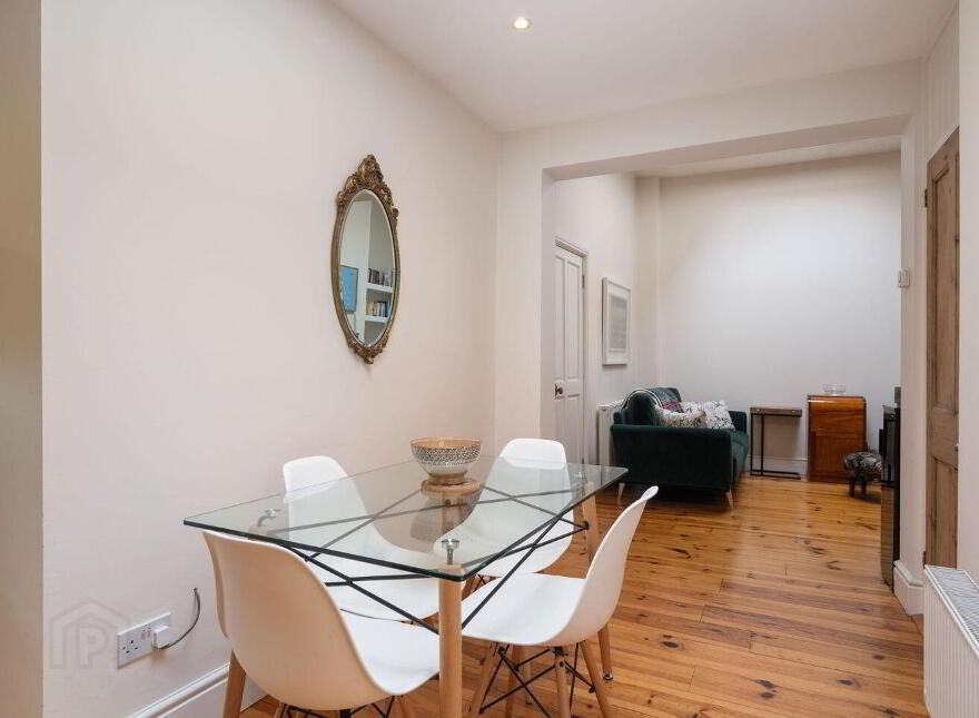 3 Oakfield Place, Portobello, D08X0W6