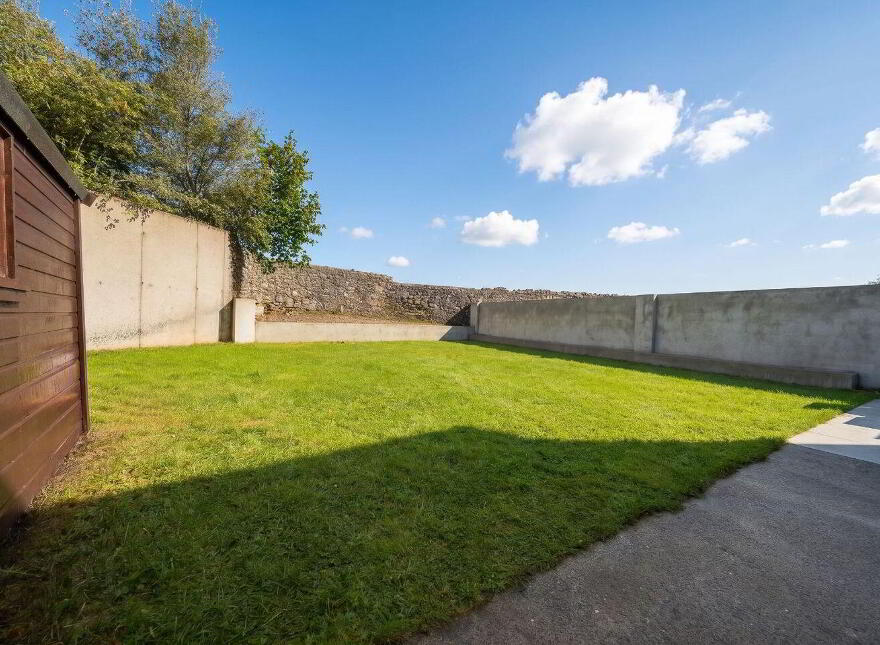 48 Glen Rí, Ballina, F26X0T4