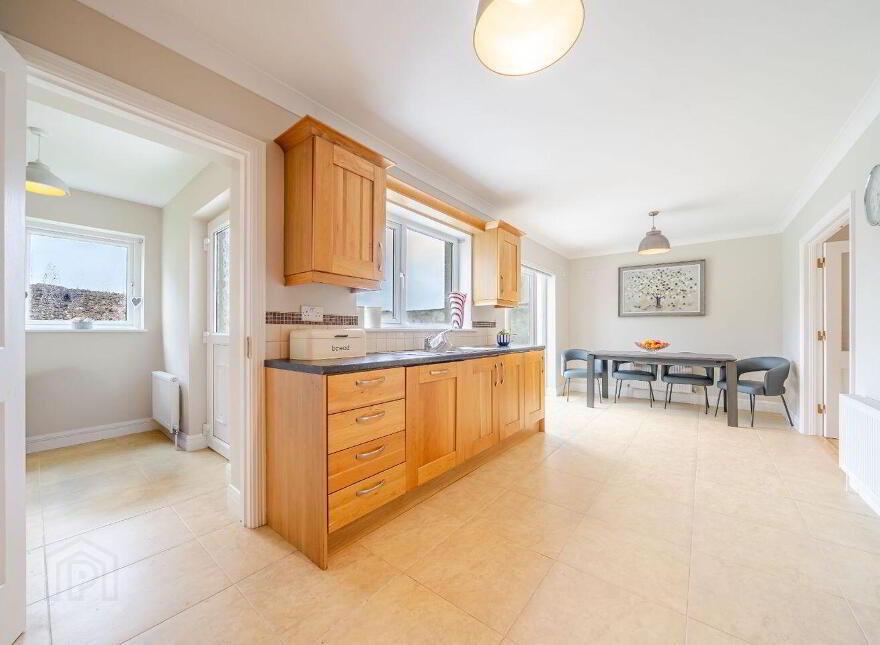 48 Glen Rí, Ballina, F26X0T4
