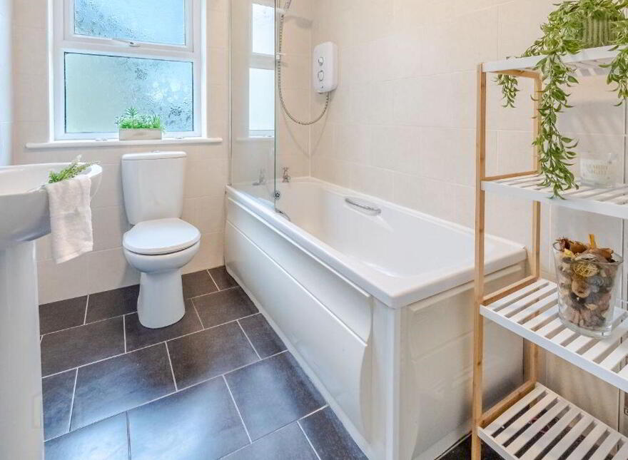 48 Glen Rí, Ballina, F26X0T4