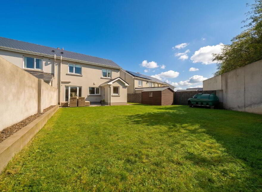 48 Glen Rí, Ballina, F26X0T4