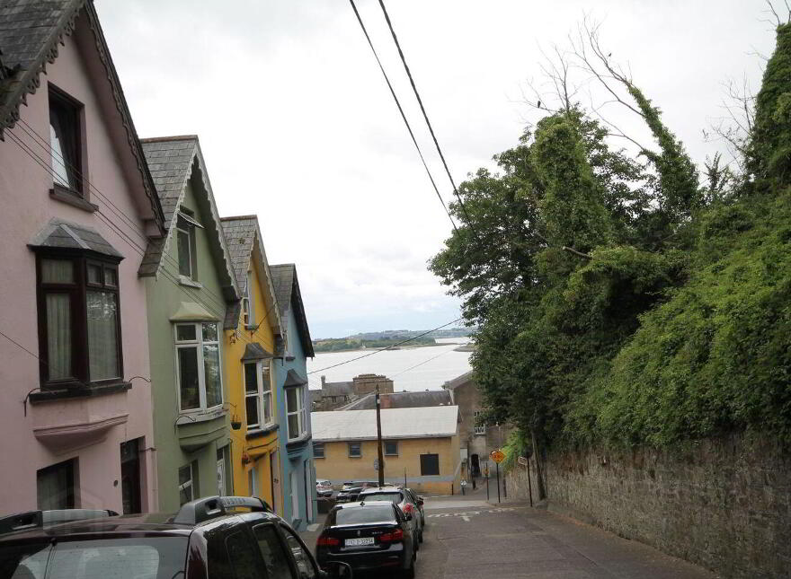 18 West View, Cobh, P24TR64