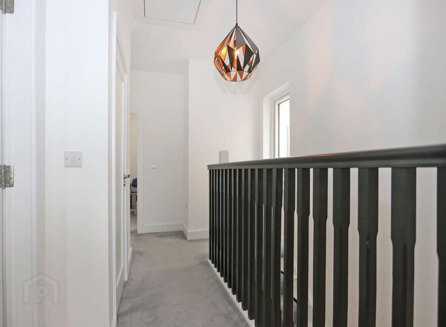 40 Newtown Manor, Newtown, Newtown, V9499C1