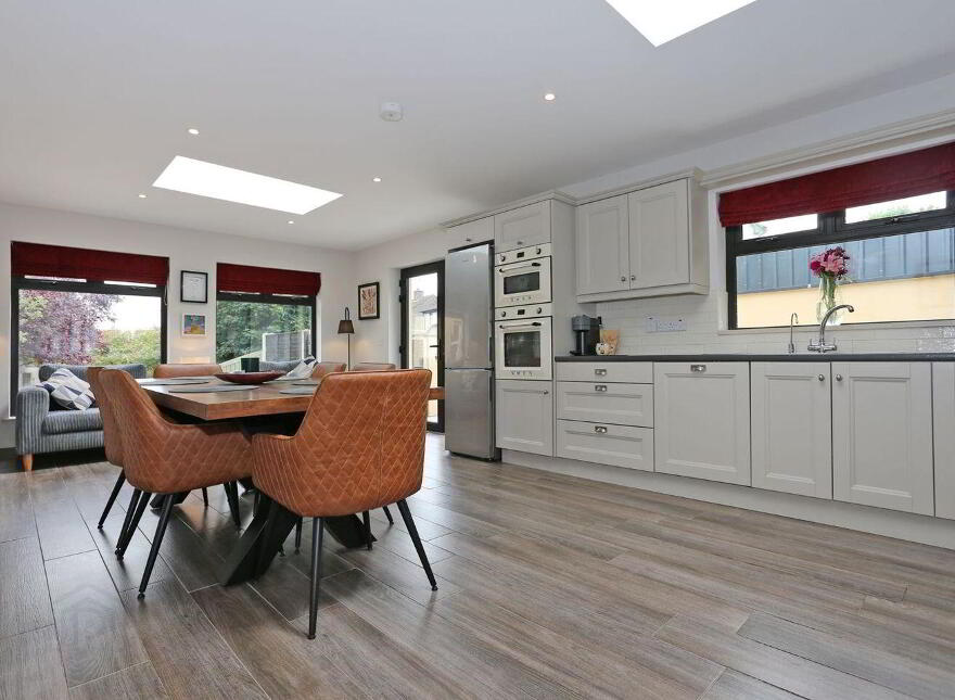 The Square, Ballingarry, Ballingarry, V94XW3X