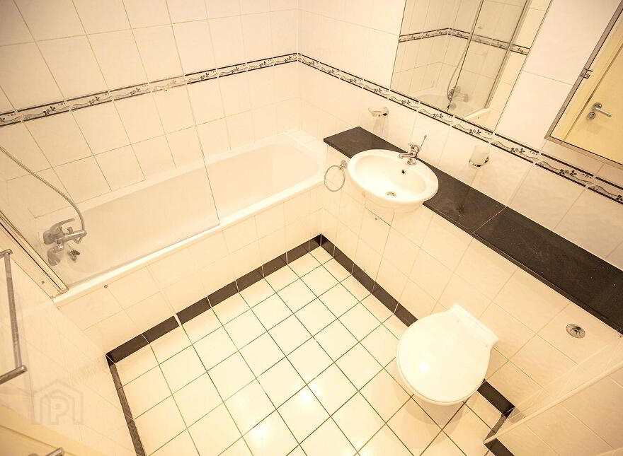 Apartment 86 Block C Raven Hall, Swords Central, Main Street, Swords, K67RH74