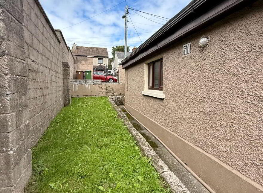 32 Kerryhall Road, Fairhill, T23N24D
