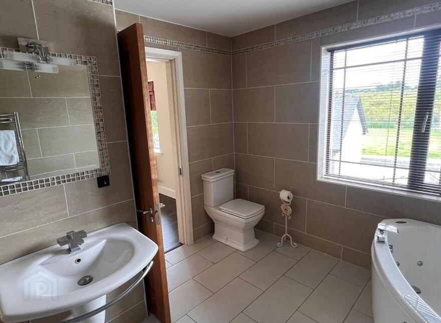 West, End, Rathmore, P51E2R9