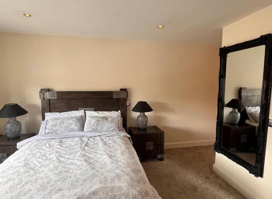 West, End, Rathmore, P51E2R9