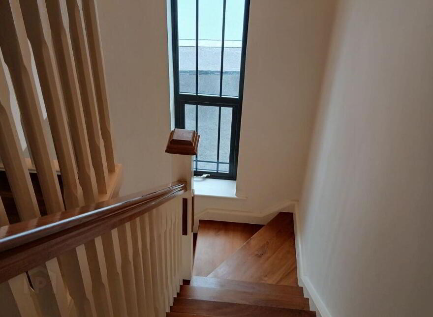 West, End, Rathmore, P51E2R9