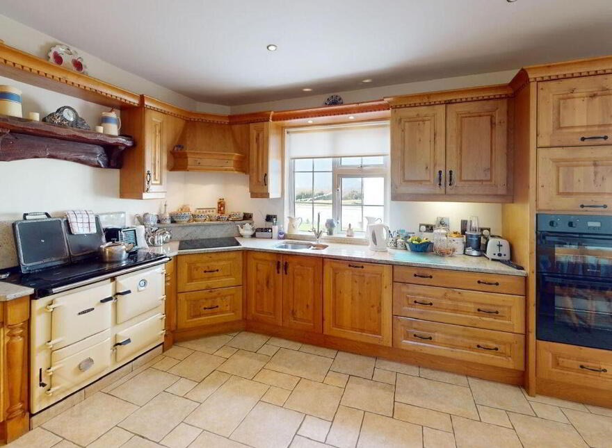 Roscrea Road, Crinkle, Birr, R42YH28
