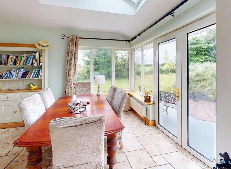 Newtown, Lusmagh, Banagher, Kilcomin, R42N702