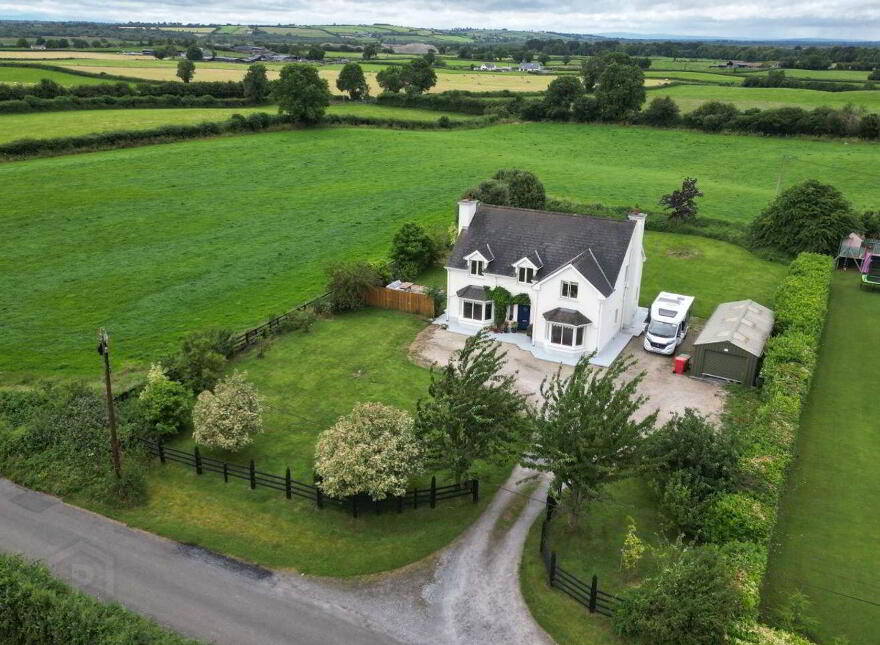Newtown, Lusmagh, Banagher, Kilcomin, R42N702