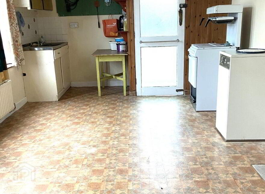 Ballycarron, Grange North, Golden, E25WE12