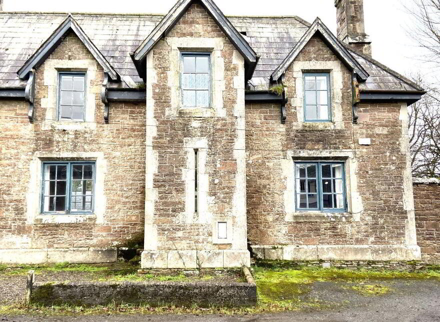 Garryduff, Dundrum