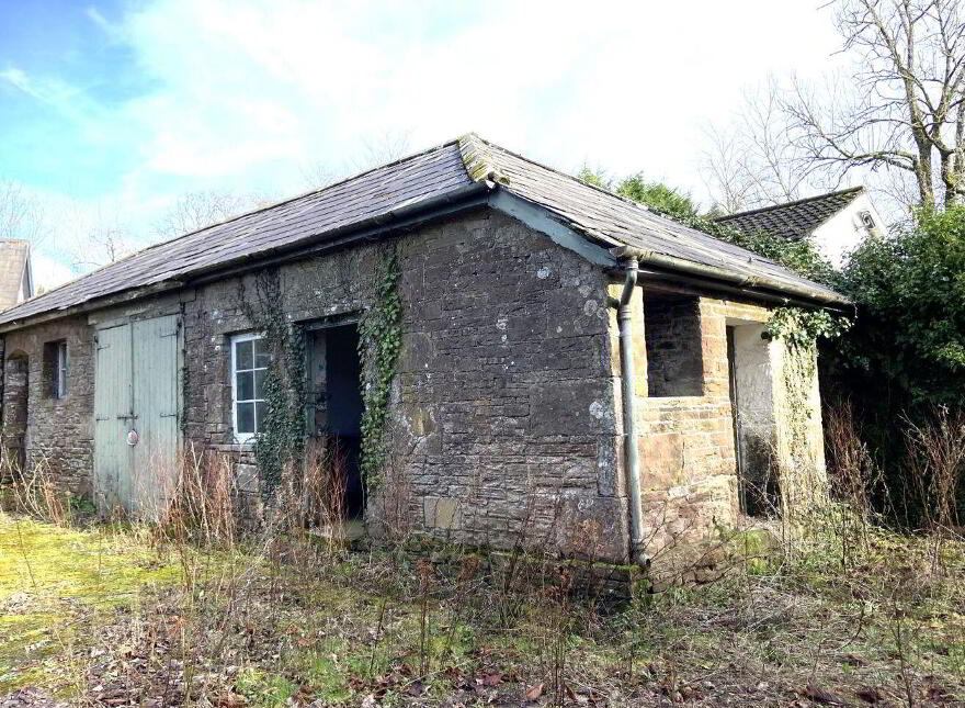 Garryduff, Dundrum