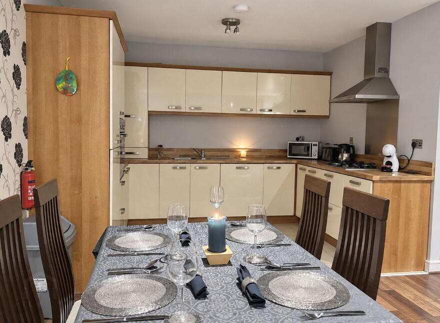 36 Jolly Mariner, Athlone, N37YV09