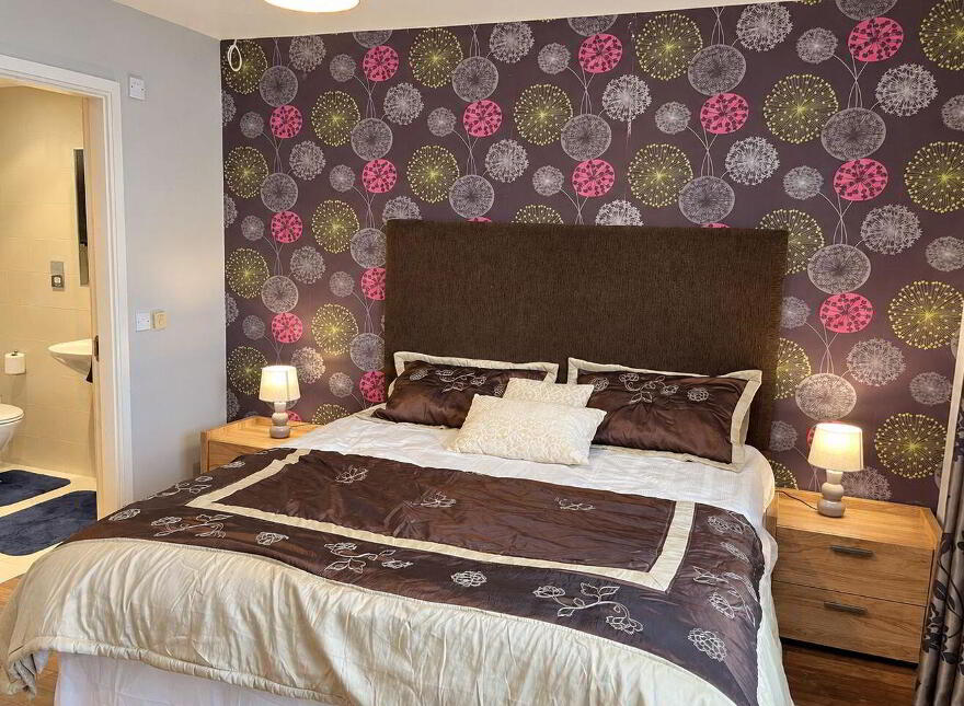 36 Jolly Mariner, Athlone, N37YV09