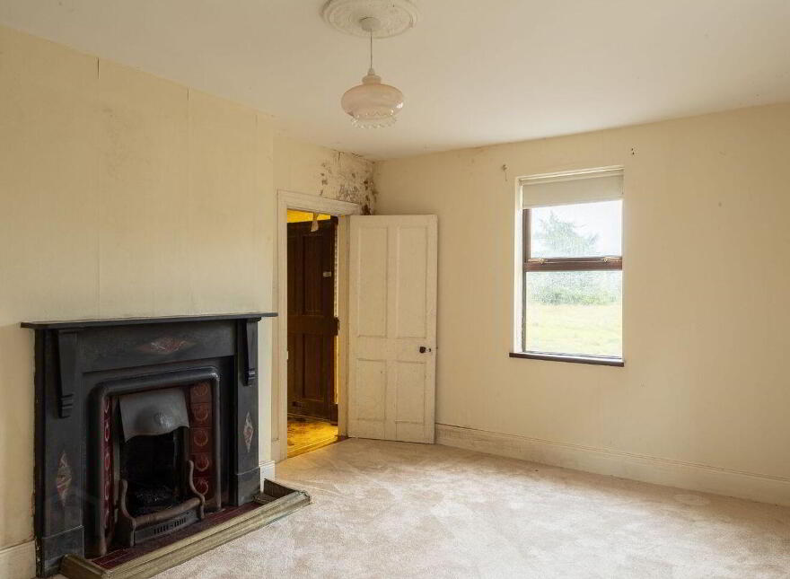 Clarary, Creagh, H53F750
